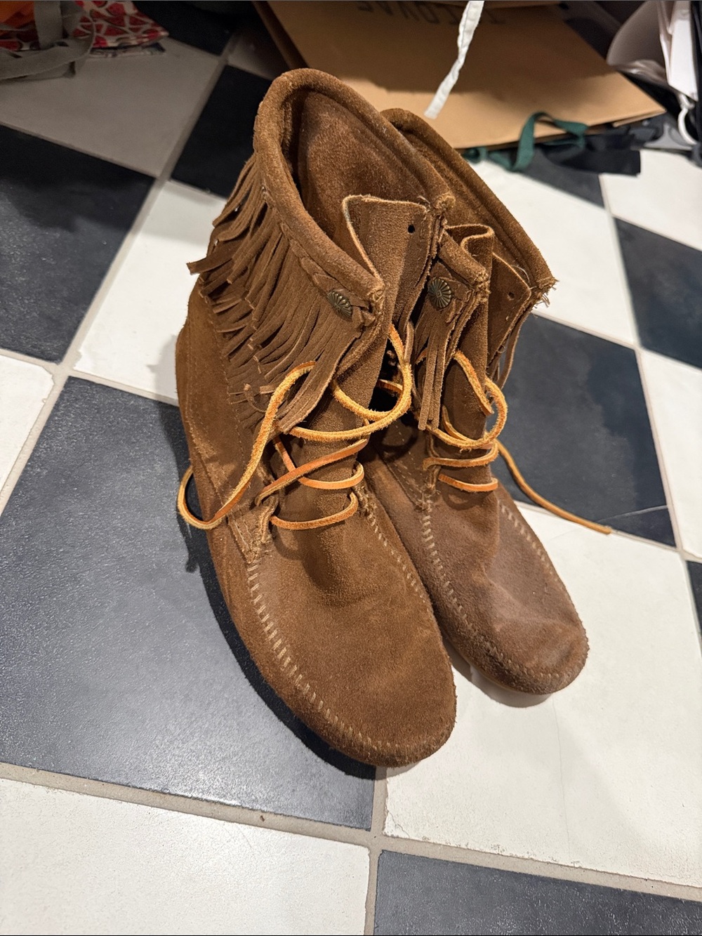 Minnetonka Brown Suede Fringe Moccasins